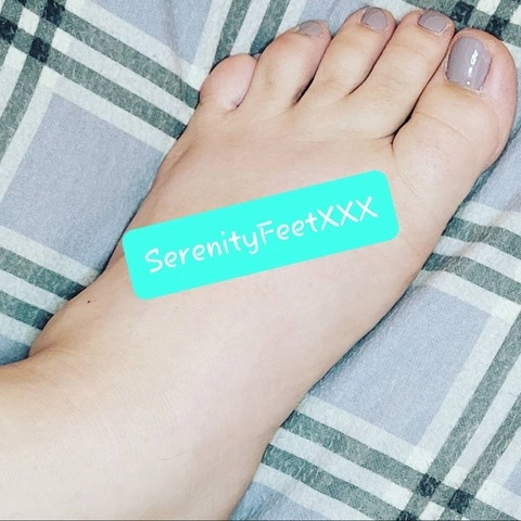 SerenityFeetXXX OnlyFans Picture