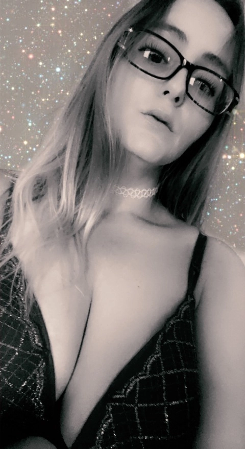 Kitten OnlyFans Picture