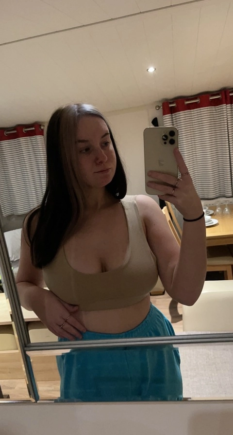 Claudia ward OnlyFans Picture