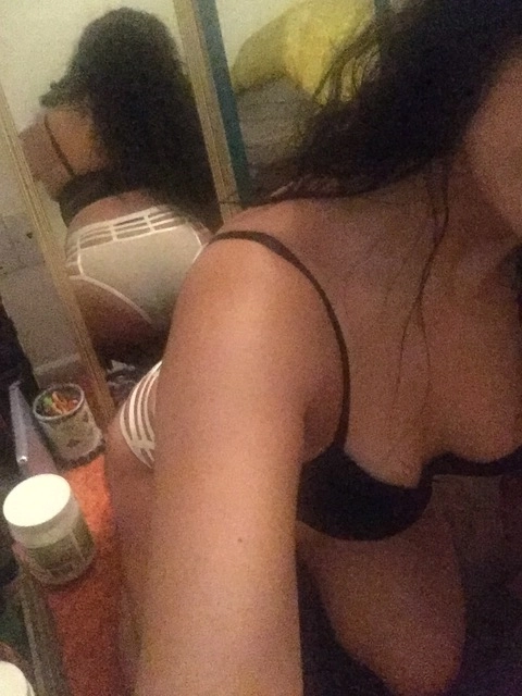 Kayla Lin ? OnlyFans Picture