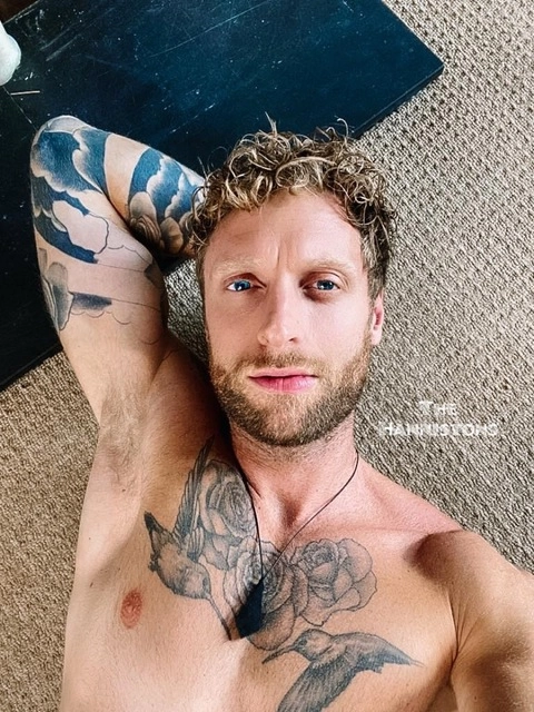 Brad Hannistons OnlyFans Picture