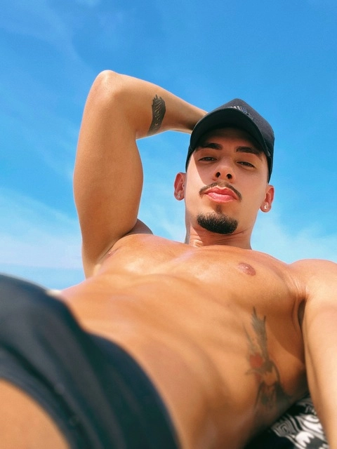 Ramon Carvalho OnlyFans Picture