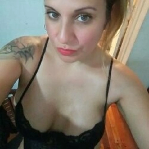 Carina Andrea Coronel OnlyFans Picture