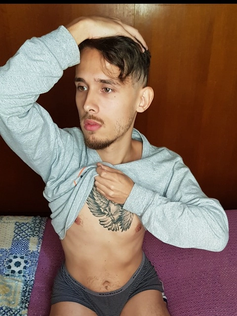 Thomas OnlyFans Picture