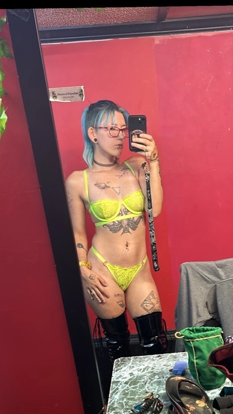 Scarlette Sinn OnlyFans Picture