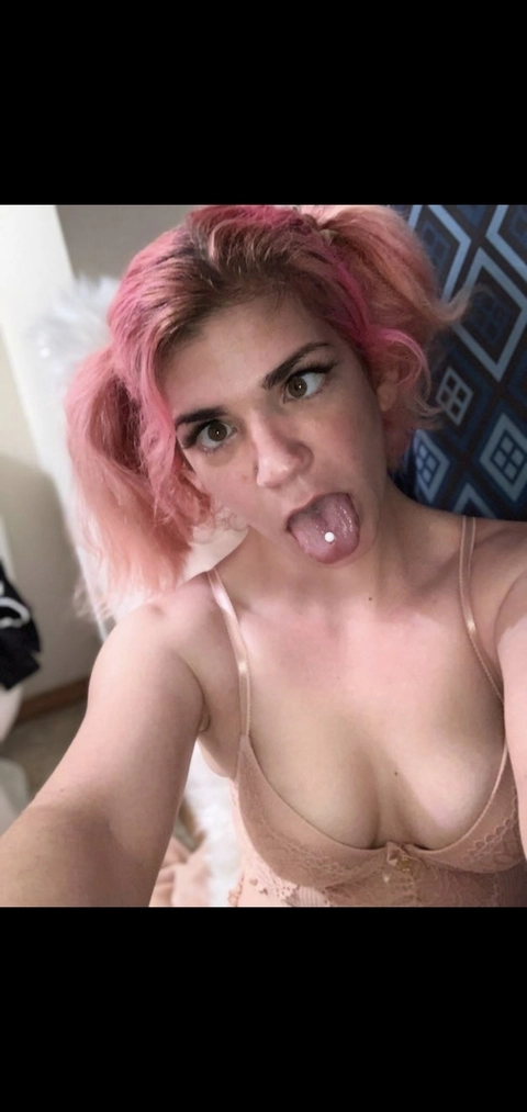 Misslovelittlelemon OnlyFans Picture