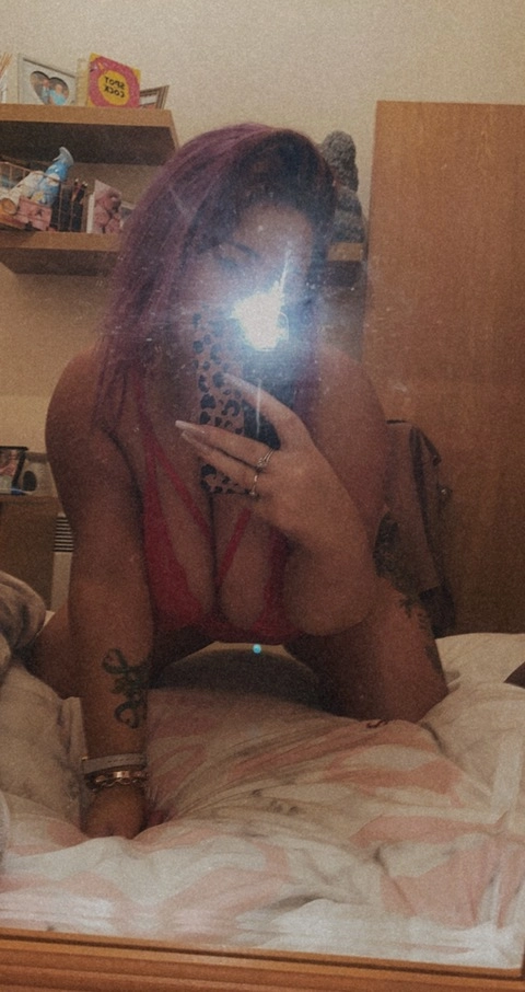 Millie OnlyFans Picture