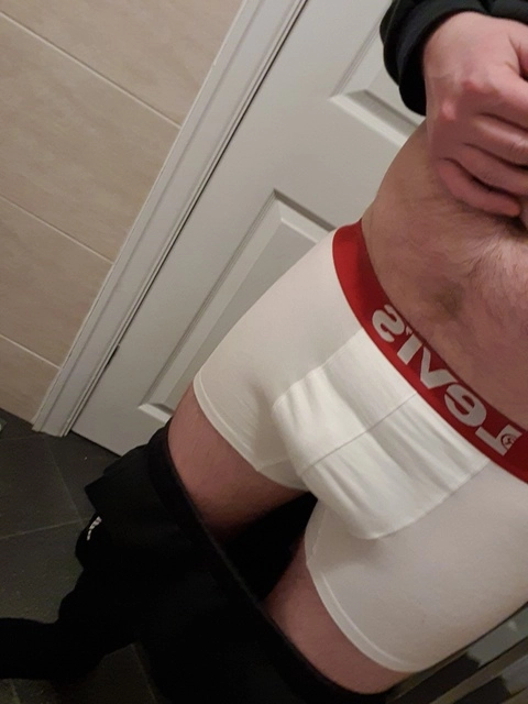 Andy OnlyFans Picture