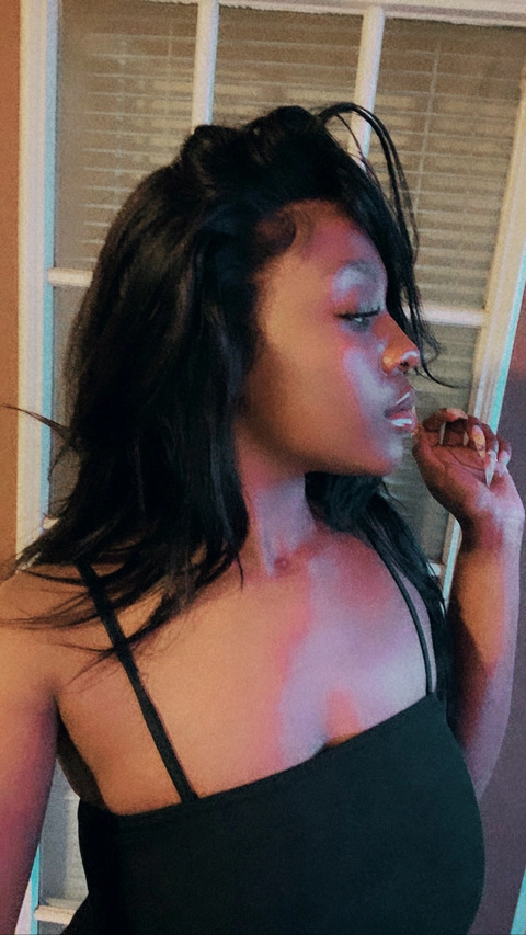 Itskemoni OnlyFans Picture