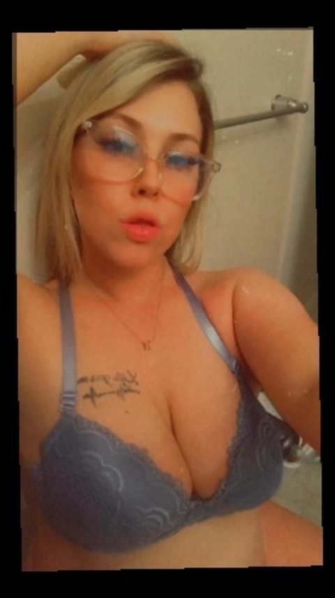 Stephanie Strokum OnlyFans Picture