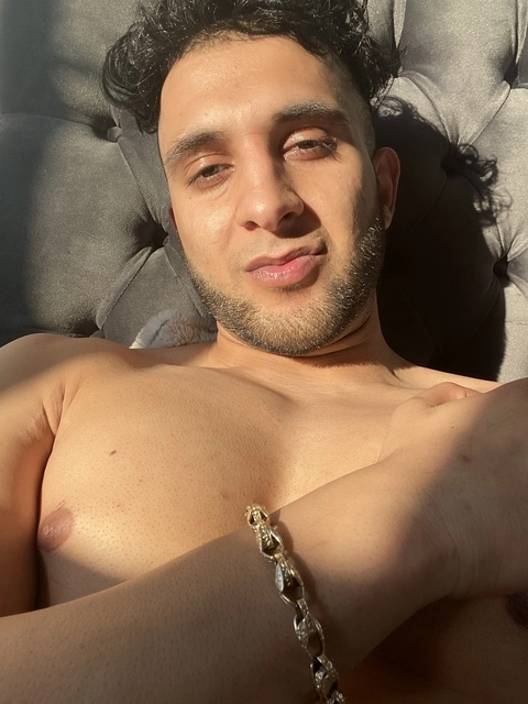 Arab sexy prince OnlyFans Picture