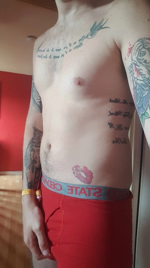 ThatTattooLad OnlyFans Picture