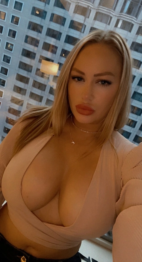 Dakota  Monroe ? OnlyFans Picture