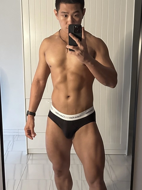 Boysensasian OnlyFans Picture