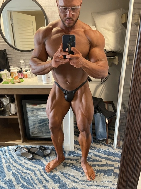 The muscle OnlyFans Picture