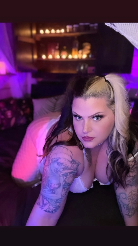 Meaghan thee scallion OnlyFans Picture