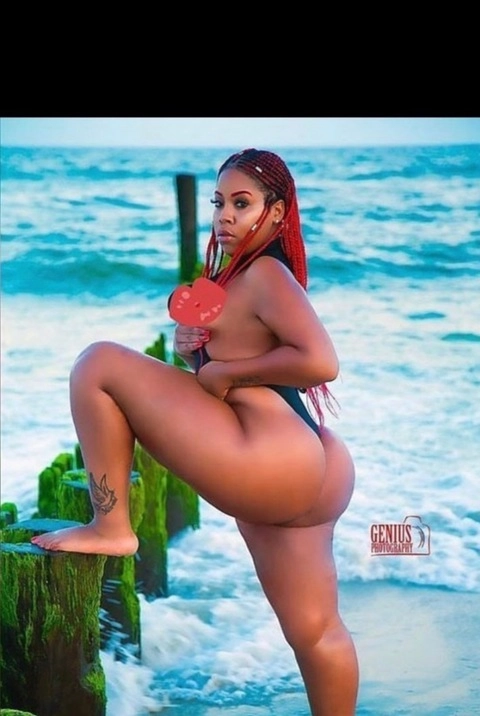 Big juicee💦🍓🍉🍒🌊 Jay baby🎂👩🏽‍🍳💦 OnlyFans Picture