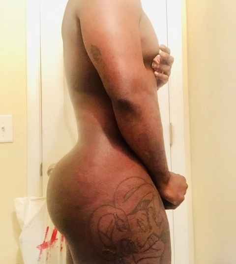 Thighmast3r OnlyFans Picture