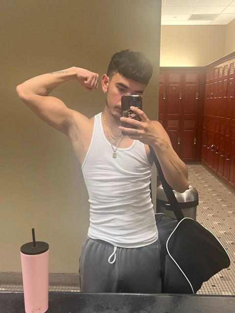 littlezaddy OnlyFans Picture