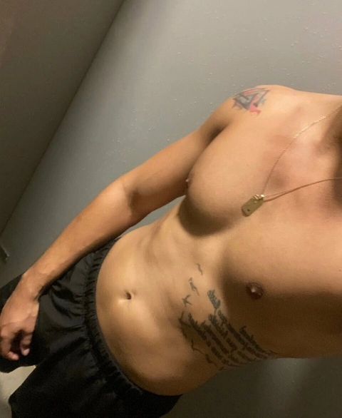 Andres OnlyFans Picture