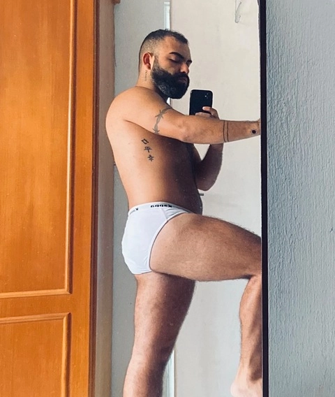 Guto OnlyFans Picture