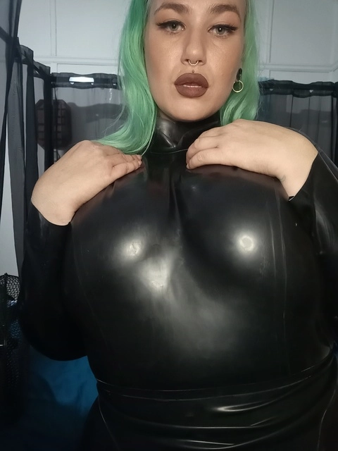 Jade Sadist OnlyFans Picture