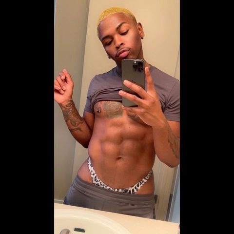 TJay OnlyFans Picture
