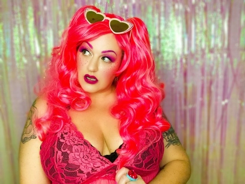 Roxy Tart | Costumed, Chubby, Alt Girl