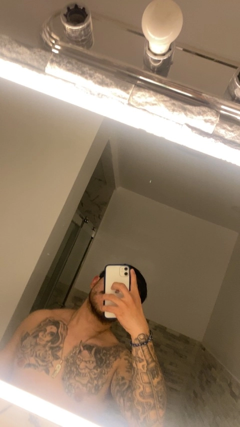 Luis OnlyFans Picture