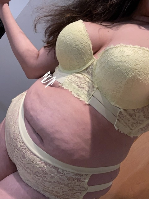 Your Chubby Little Secret OnlyFans Picture