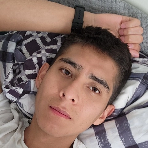 LatinoYVR OnlyFans Picture