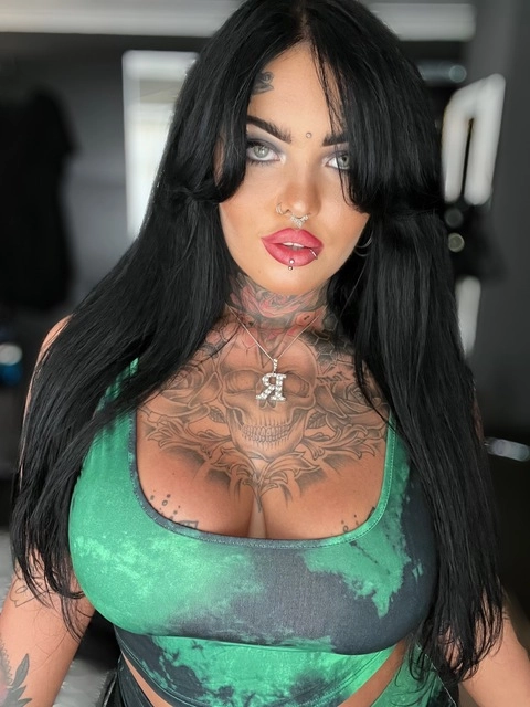 TATTED BEAUTY🔥 OnlyFans Picture