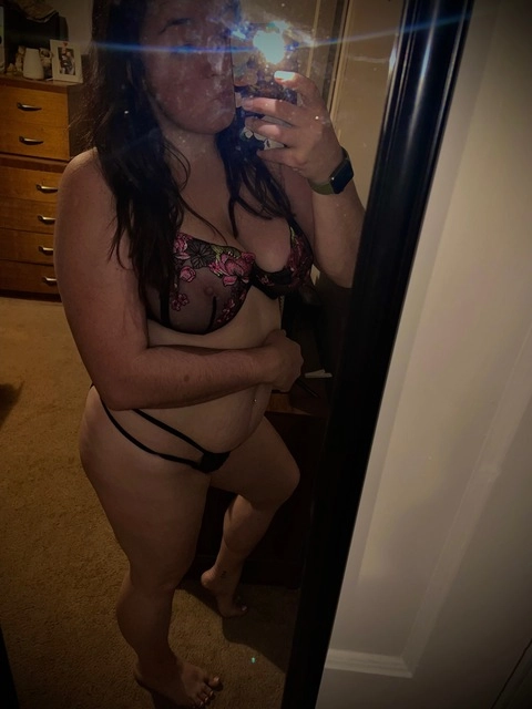 Sexy Mama OnlyFans Picture