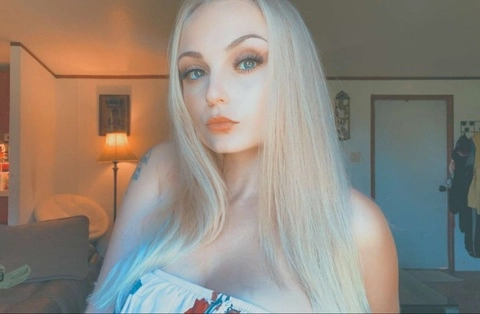 AbbieFaye OnlyFans Picture