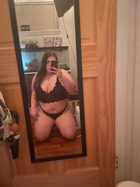 Rose OnlyFans Picture