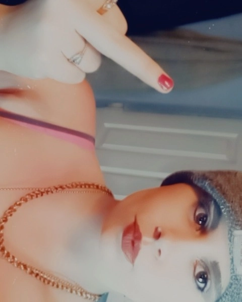 BadBitch100 OnlyFans Picture