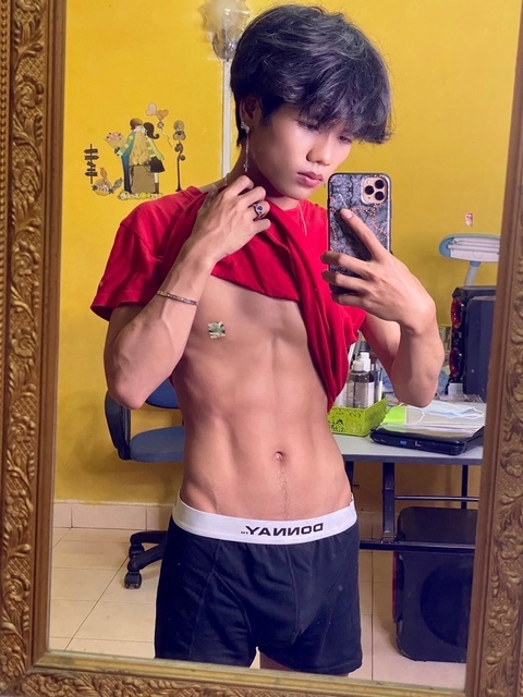 愛人 OnlyFans Picture