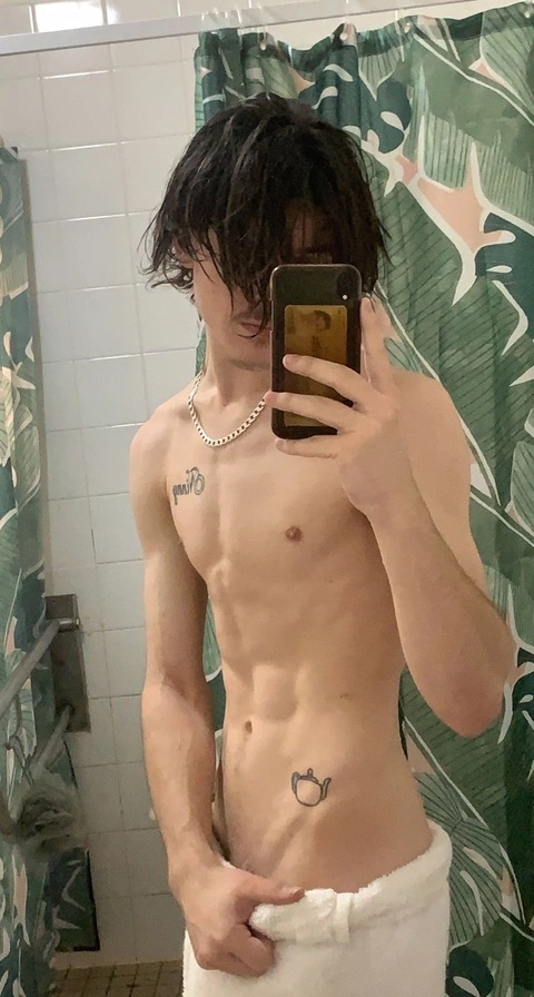 Ethan OnlyFans Picture