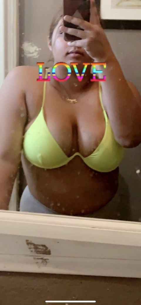 Nayeli Dezarae OnlyFans Picture