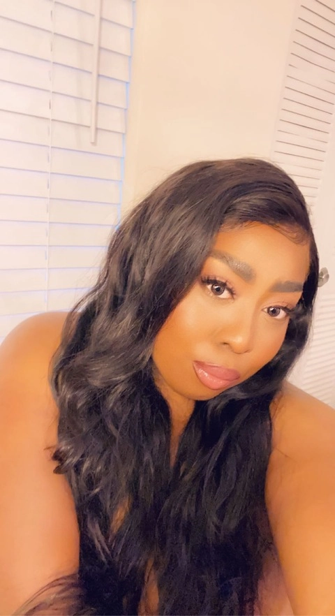 K SIMONE OnlyFans Picture