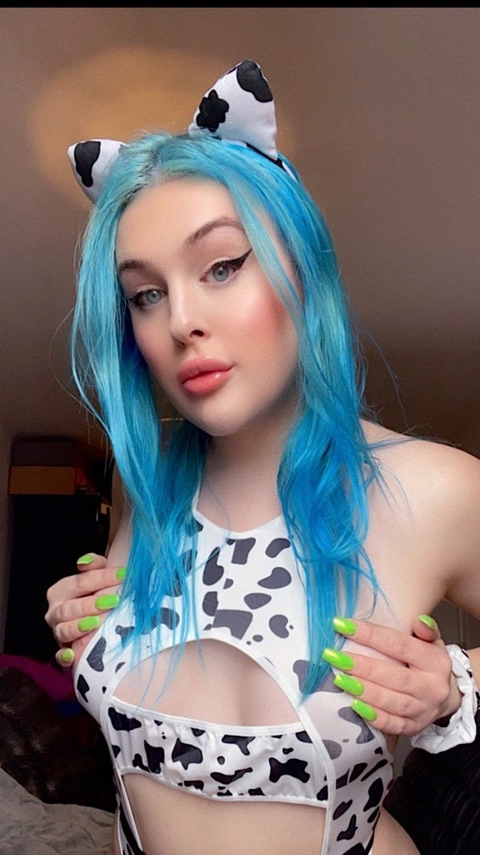 PrincessariFree Online now🟢 OnlyFans Picture