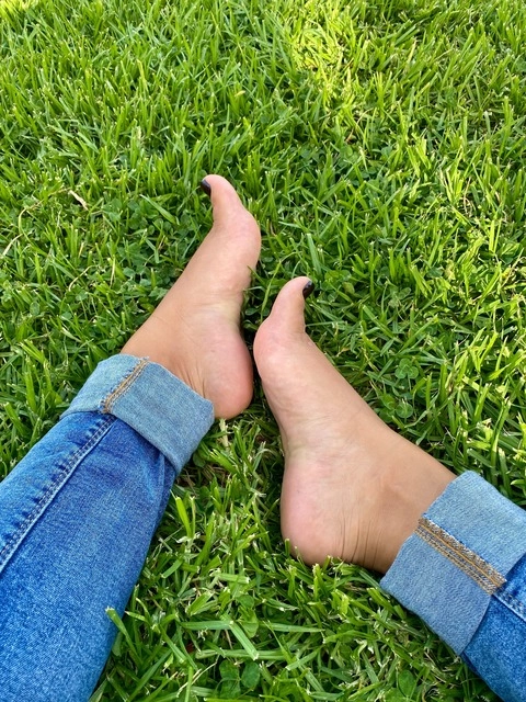 The feet of desire