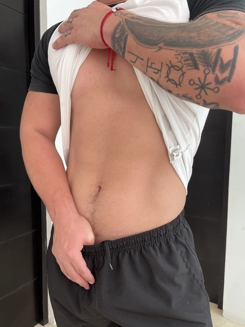 maximo98 OnlyFans Picture