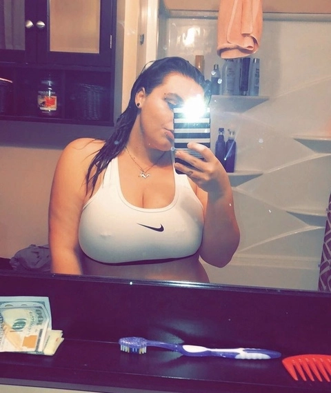 Makayla19xx OnlyFans Picture