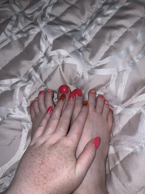 Miss Ginger Feet OnlyFans Picture