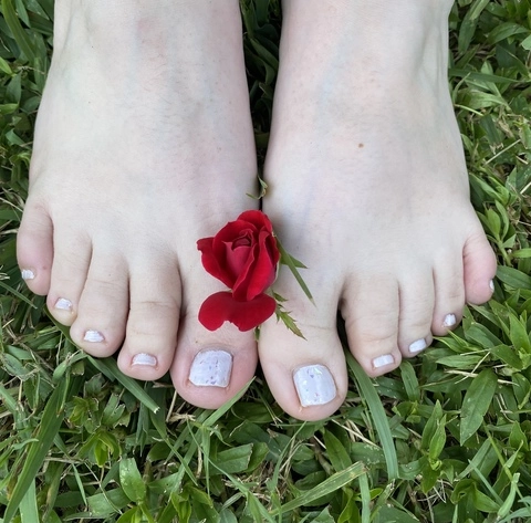 Miss Feet OnlyFans Picture