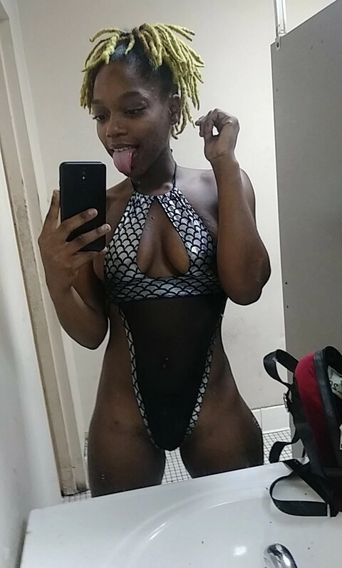 BabyDeiLuv OnlyFans Picture