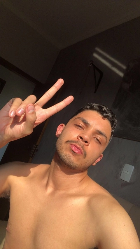 Carlos Junior OnlyFans Picture