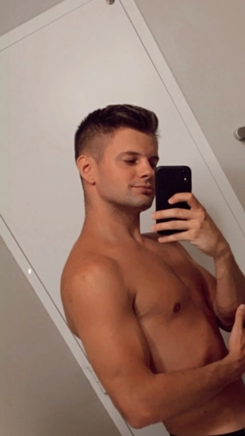 Tommy Peters OnlyFans Picture