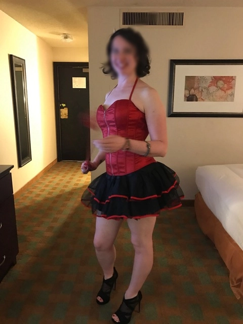 Lena HotWife OnlyFans Picture